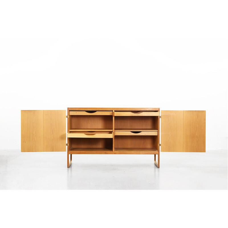 Oak sideboard by Borge Mogensen for FDB - 1960s