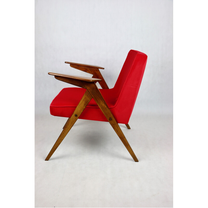 Fauteuil Bunny rouge vintage par Józef Chierowski, 1970