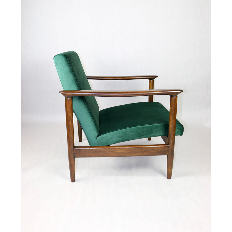 Sillón vintage Gfm-142 de madera lacada y terciopelo verde de Edmund Homa, años 70