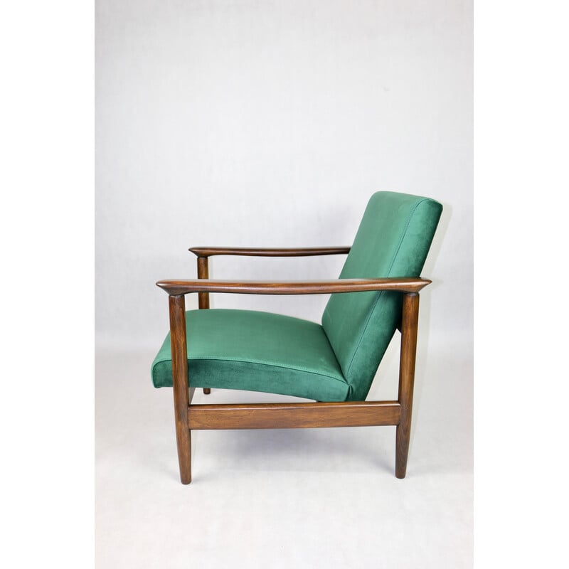 Vintage Gfm-142 fauteuil in gelakt hout en groen fluweel van Edmund Homa, jaren 1970