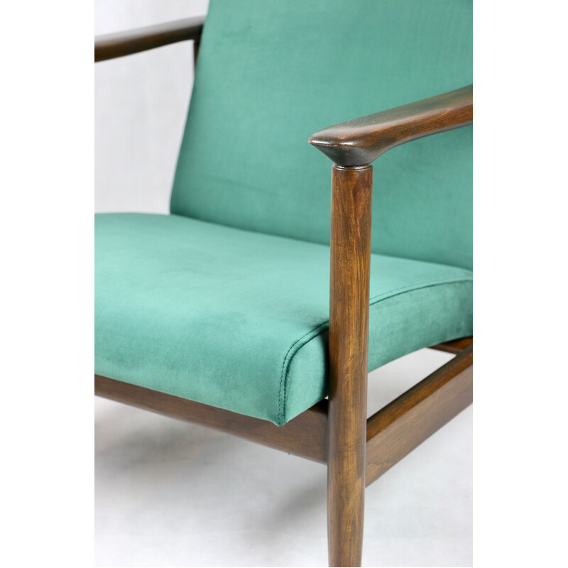 Vintage Gfm-142 armchair in lacquered wood and green velvet by Edmund Homa, 1970s