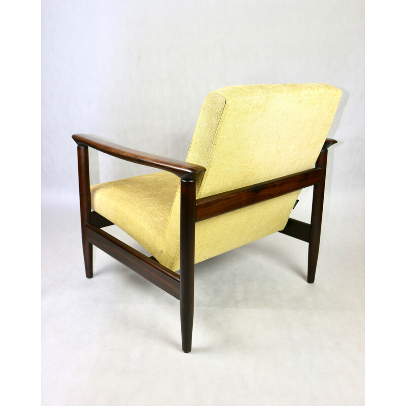 Vintage Gfm-142 Sessel aus lackiertem Holz und gelbem Stoff von Edmund Homa, 1970er Jahre
