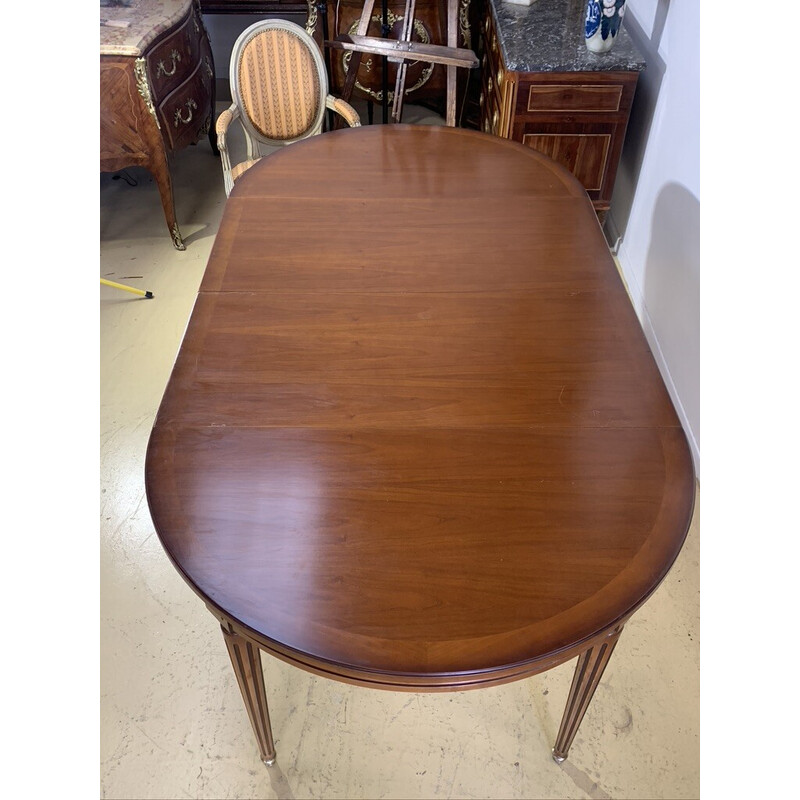 Vintage round extending table in cherry wood