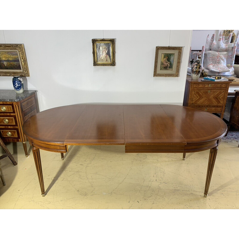 Vintage round extending table in cherry wood