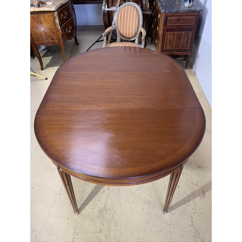 Vintage round extending table in cherry wood