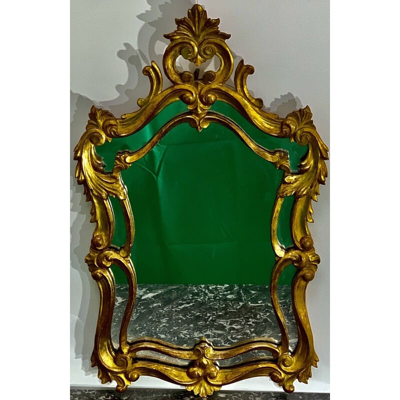 Vintage mirror in carved wood and gilded