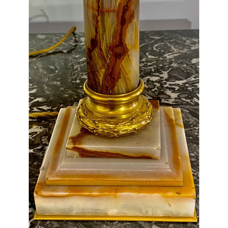 Vintage lamp in clear onyx