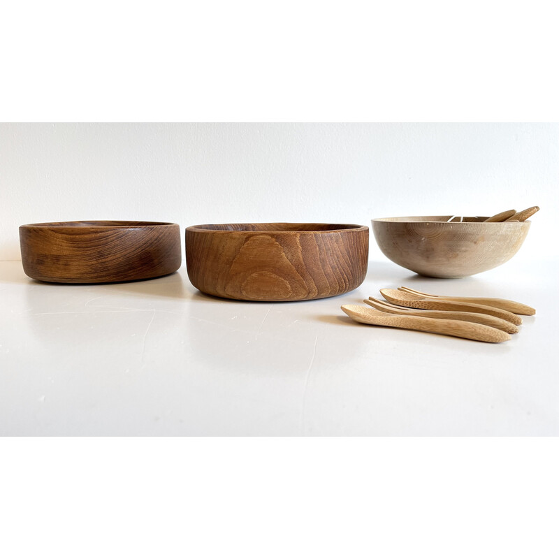 Set of 3 bowls and 12 vintage Scandinavian cutlery in wood and teak
