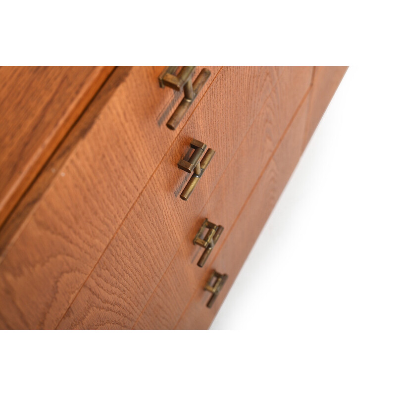 Vintage chest of 8 drawers no234 in oakwood and brass by Børge Mogensen for Fdb Møbler, Denmark 1960