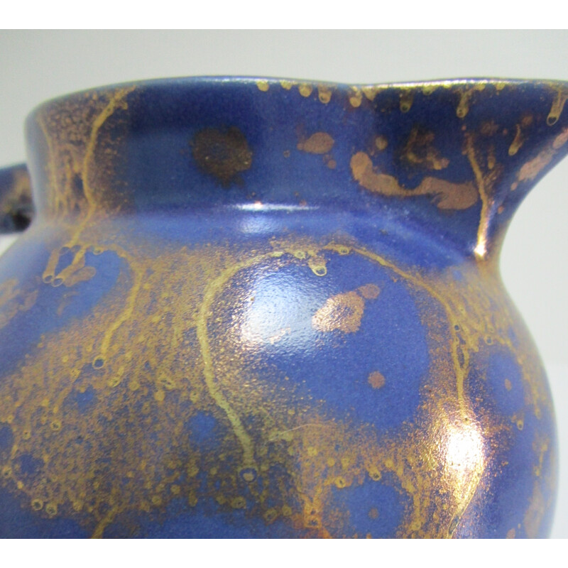 Jarra vintage de cerámica esmaltada azul y dorada de Lucien Brisdoux, 1930