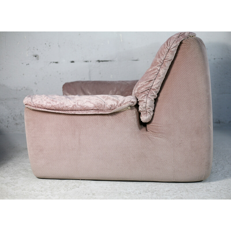 Paire de fauteuils vintage en mousse et velours rose pale, France 1970