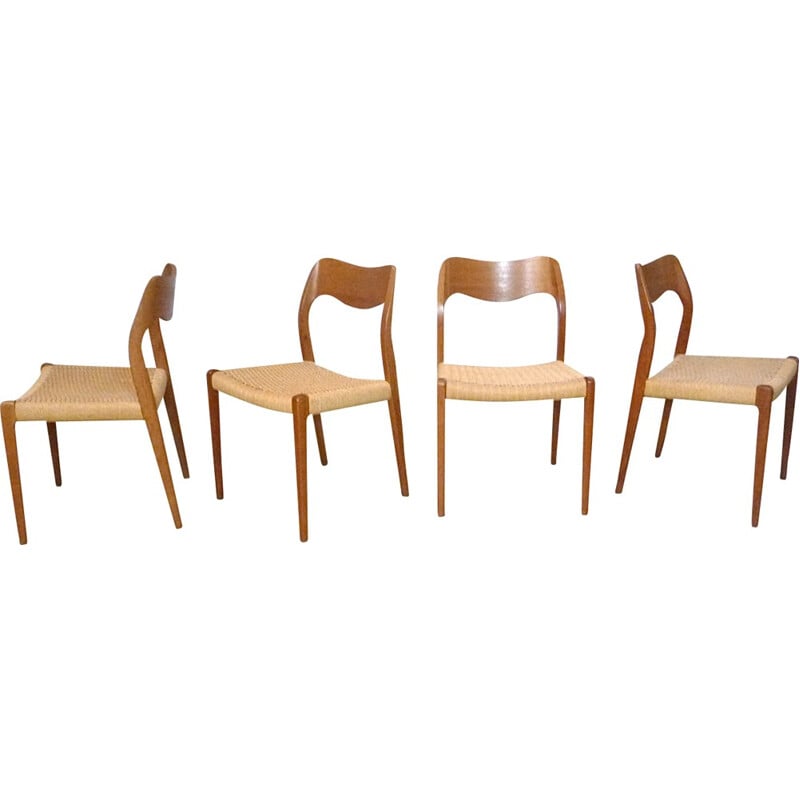 Set de 4 chaises danoises en teck de N.O. Møller pour J.L. Møllers - 1950