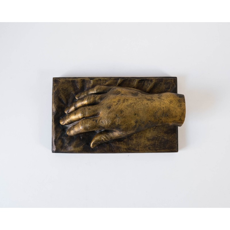 French vintage cast bronze hand sculpture by Richard Hudnut for Montagutelli Frères, 1912