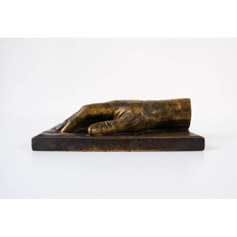 French vintage cast bronze hand sculpture by Richard Hudnut for Montagutelli Frères, 1912