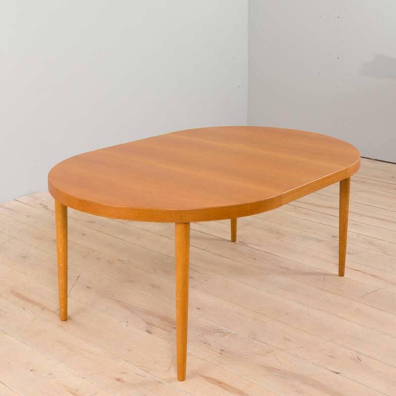 Vintage round oakwood dining table with extension, Denmark 1960s