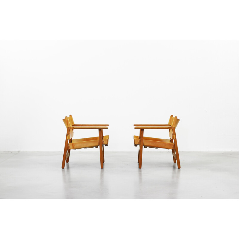 Pair of Danish Spanish Lounge Chairs by Børge Mogensen for Fredericia - 1950s