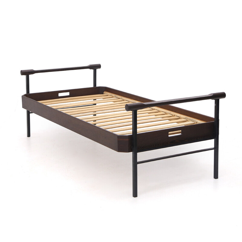 Pair of vintage "L75" stacked beds by Osvaldo Borsani for Tecno, 1960s