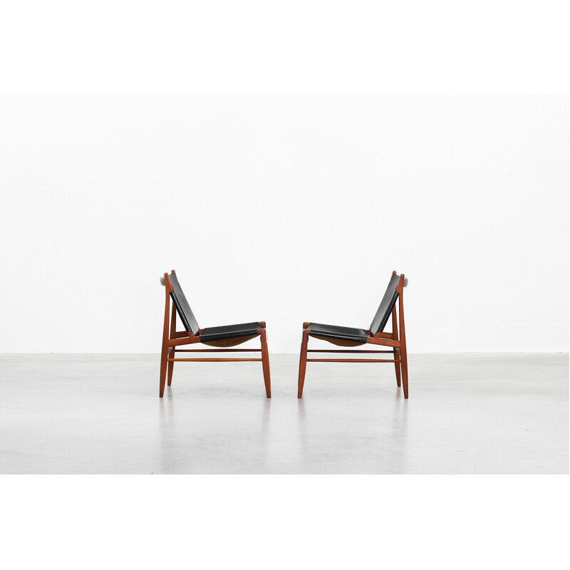 Pair of WK Möbel Oakwood "Hunting" lounge chairs, Franz Xaver Lutz - 1950s