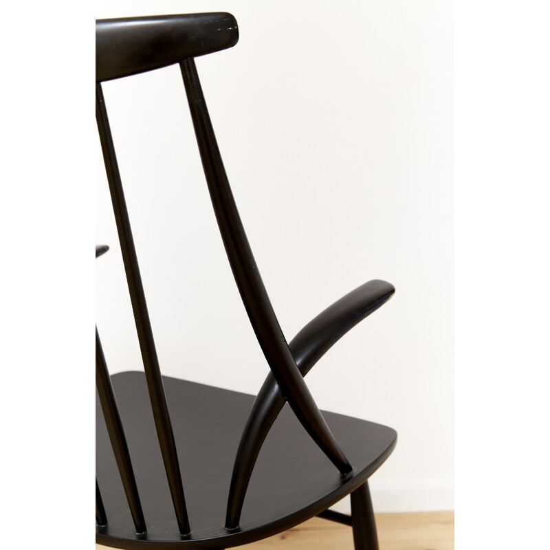 Vintage rocking chair Iw3 by Illum Wikkelsø for Niels Eilersen