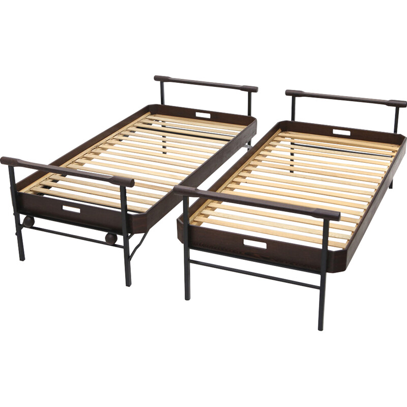 Pair of vintage "L75" stacked beds by Osvaldo Borsani for Tecno, 1960s