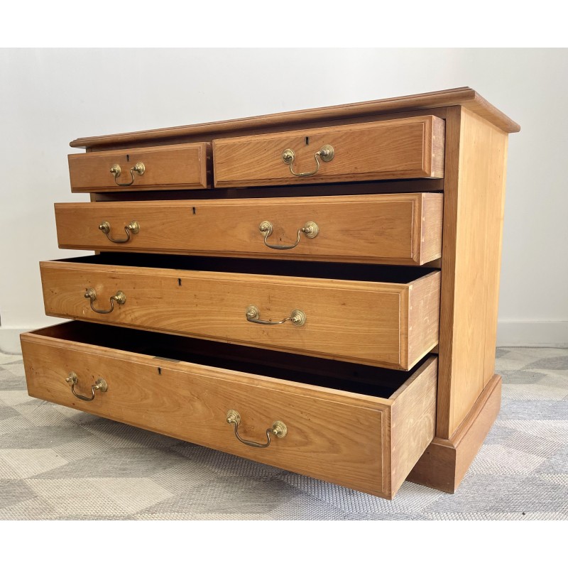 Vintage chest of bedroom drawers, 1970s