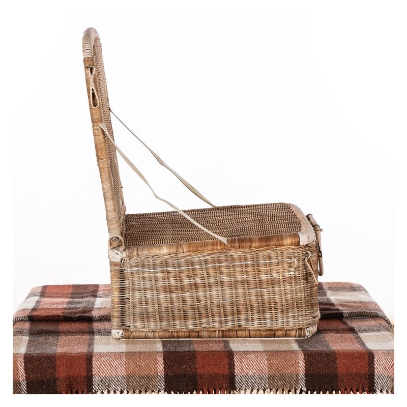 Vintage wicker picnic basket and seat, 1950s