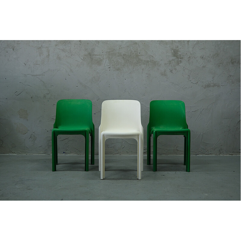 Set of 3 vintage dinning chairs by Vico Magistretti for Artemide, 1970s