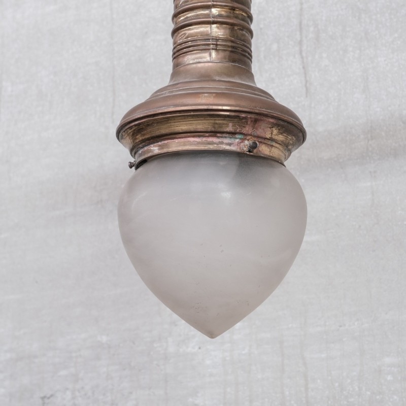 Pareja de lámparas colgantes vintage de latón y cristal, Francia años 50