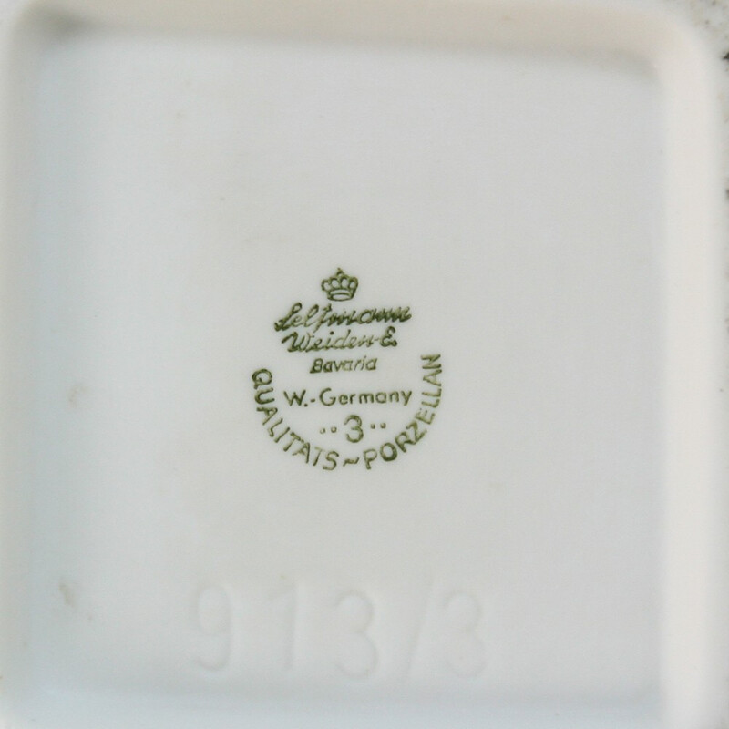Vase de Chine blanc en porcelaine - 1960