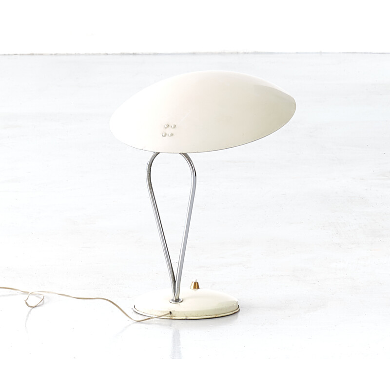 Lámpara de mesa vintage de metal cromado, latón y laca blanca, Italia años 50