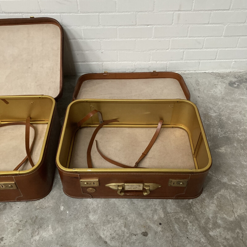 Paire de valises vintage en cuir, Suisse