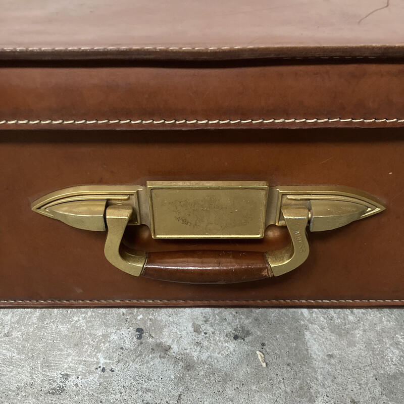 Pair of vintage leather suitcases, Switserland