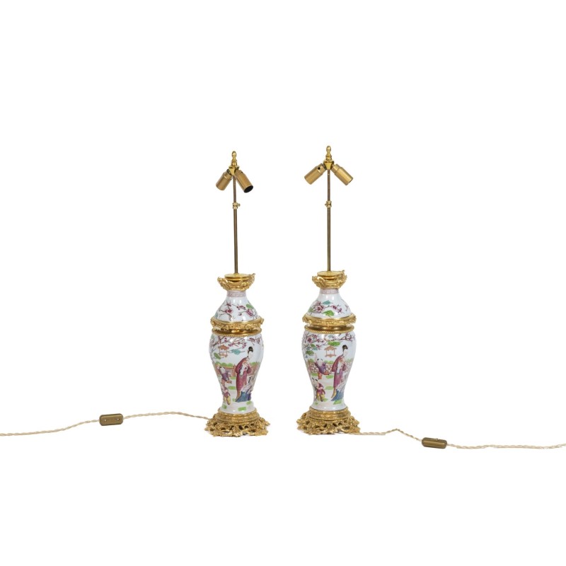 Coppia di lampade d'epoca in porcellana di Canton e bronzo dorato, 1880