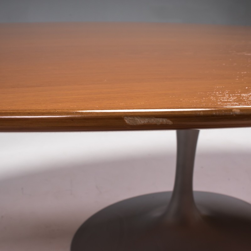 Mesa de comedor ovalada de madera de roble vintage de Eero Saarinen para Knoll