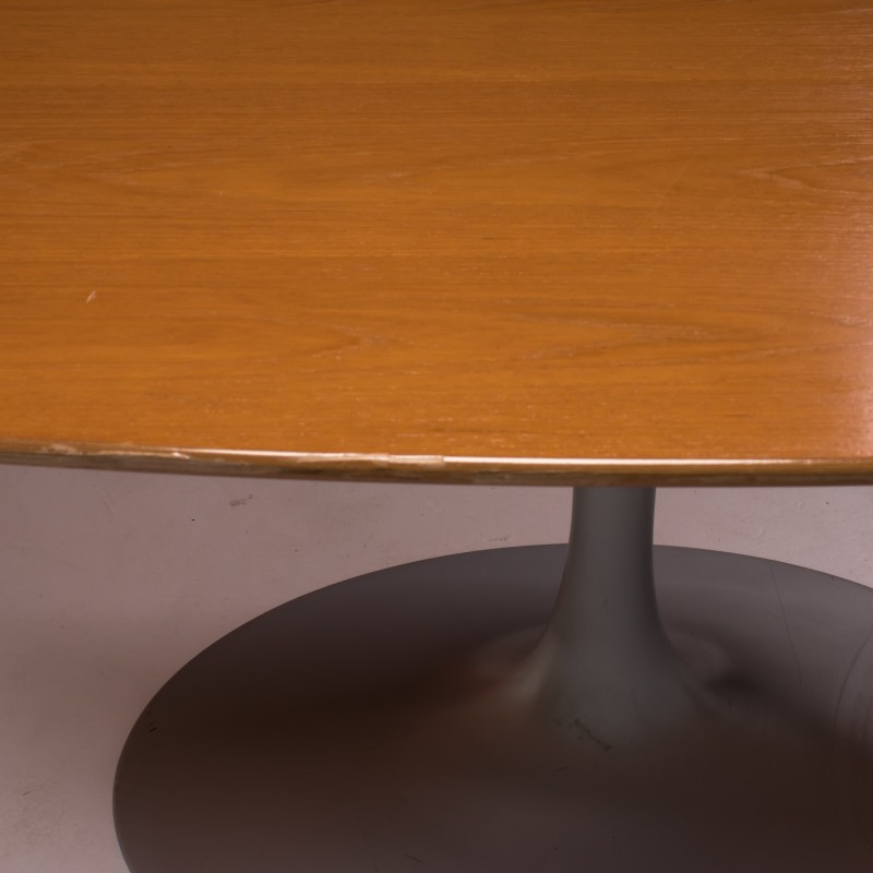 Vintage eikenhouten ovale eettafel van Eero Saarinen voor Knoll