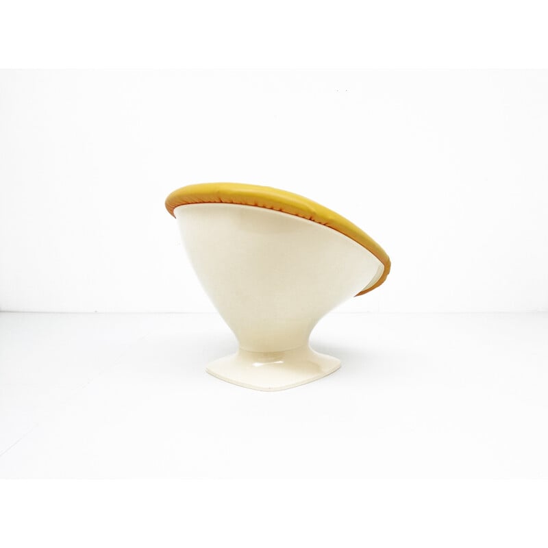 Fauteuil coque jaune et ivoire, Raphaël Raffel - 1970