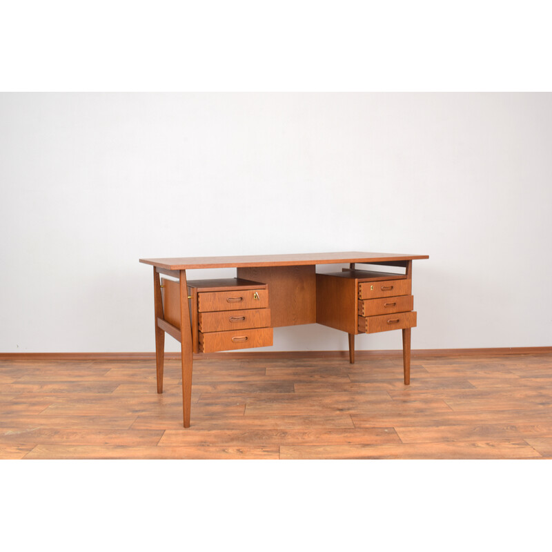 Mid-century Danish freestanding oakwood desk, 1960s