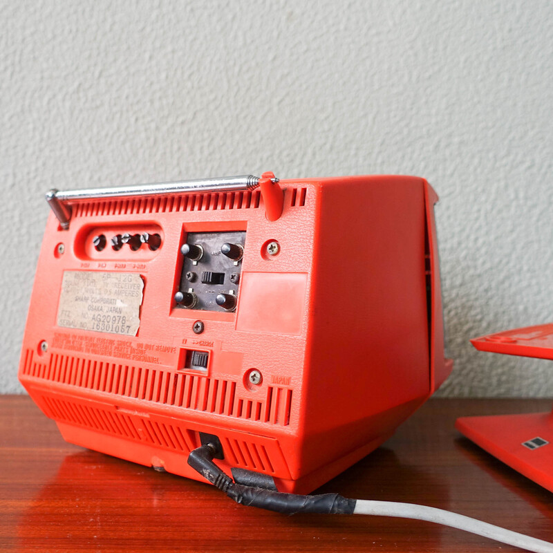 Vintage orange Sharp 5P 12G TV portátil em cubo, 1970s