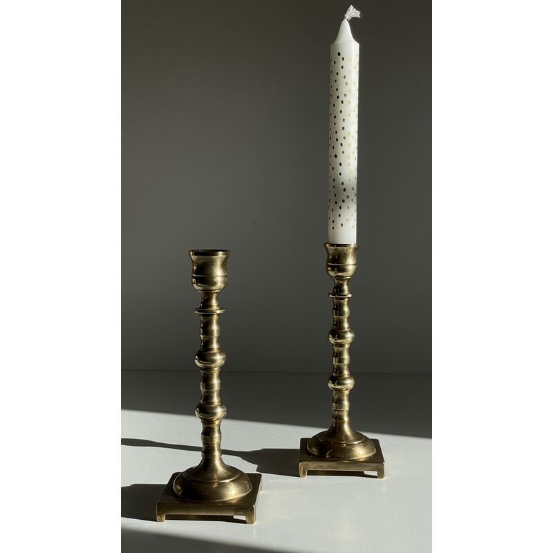 Par de candelabros vintage de latón, Inglaterra