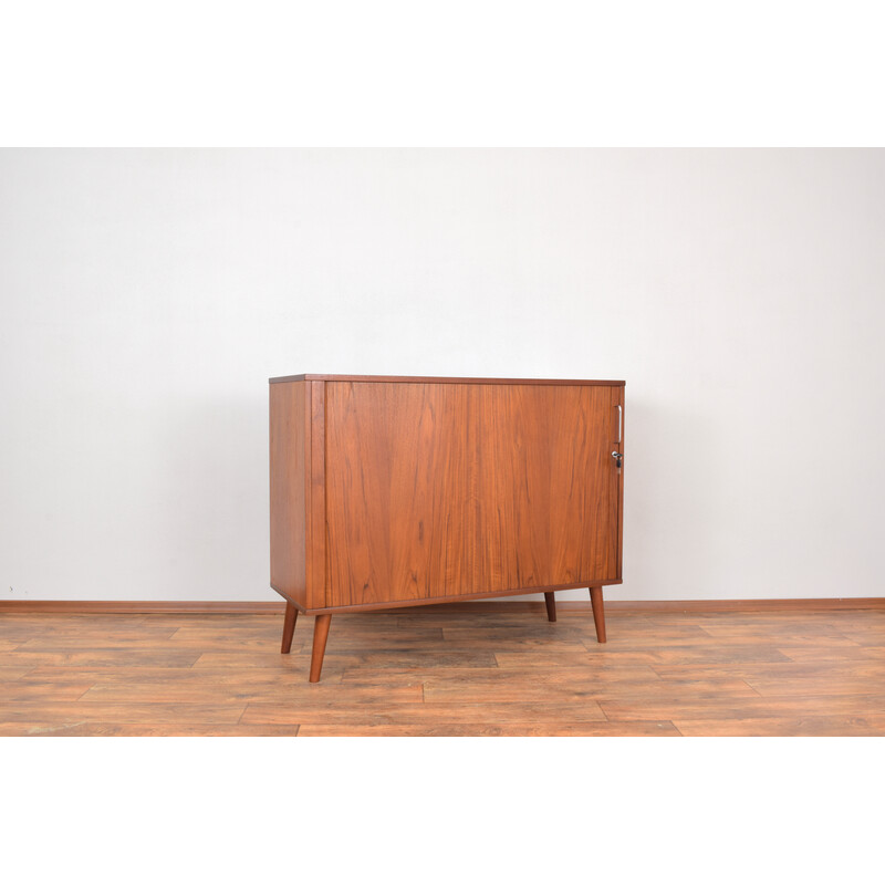 Credenza danese di metà secolo con ante a tamburo in teak, anni '60