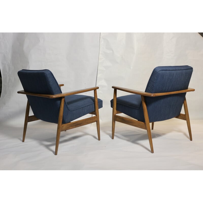 Paire de fauteuils vintage en tissu bleu et bois par M. Zieliński, 1960