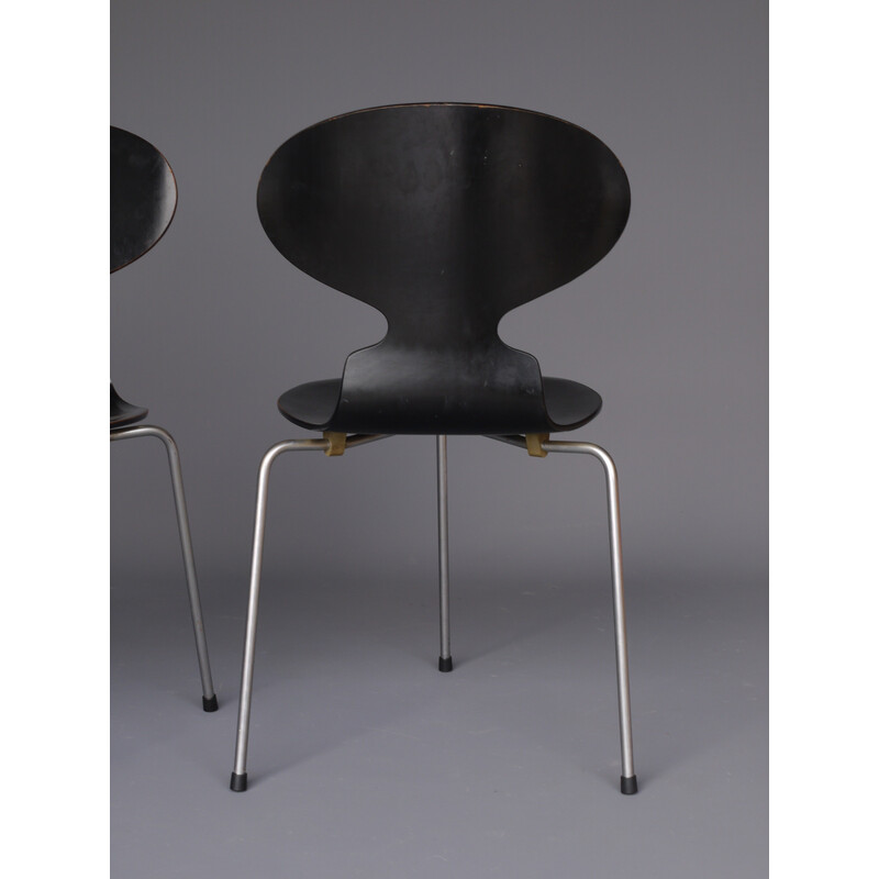 Pair of vintage Ant chairs by Arne Jacobsen for Fritz Hansen, 1950s