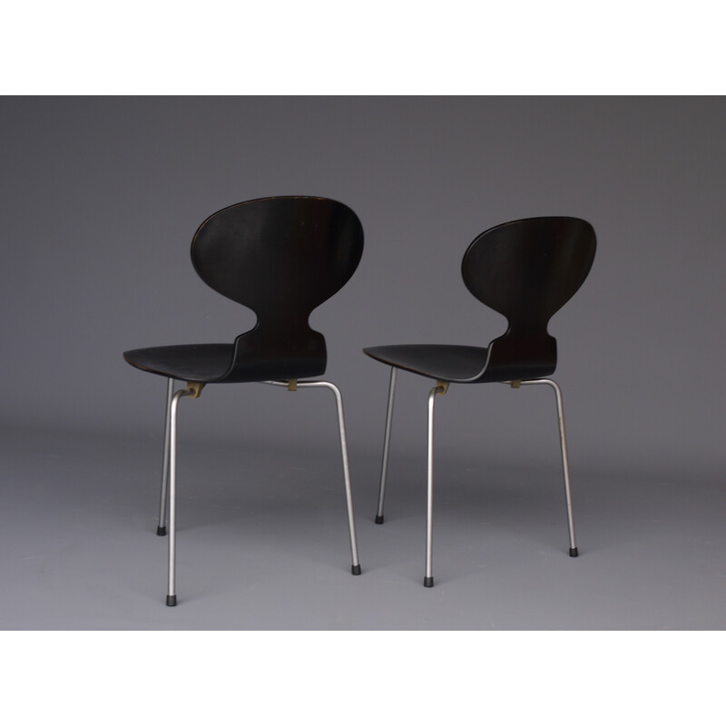 Coppia di sedie Ant vintage di Arne Jacobsen per Fritz Hansen, anni '50