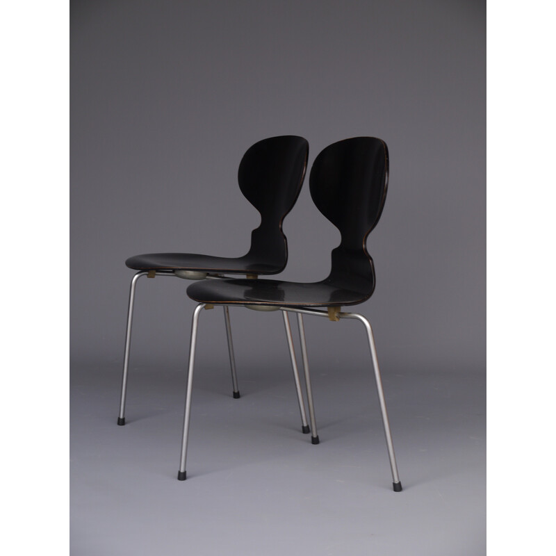 Coppia di sedie Ant vintage di Arne Jacobsen per Fritz Hansen, anni '50