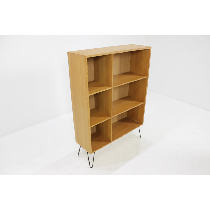 Vintage bookcase in oak - 1960s