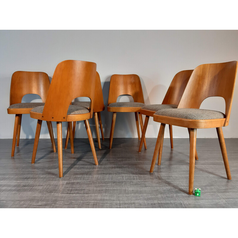 Set of 8 vintage Ton 515 chairs by Oswald Haertdl, 1955