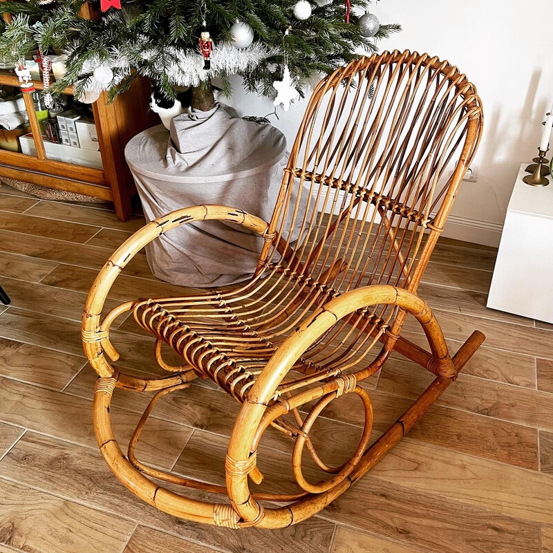 Vintage rotan schommelstoel van Rohe Noordwolde