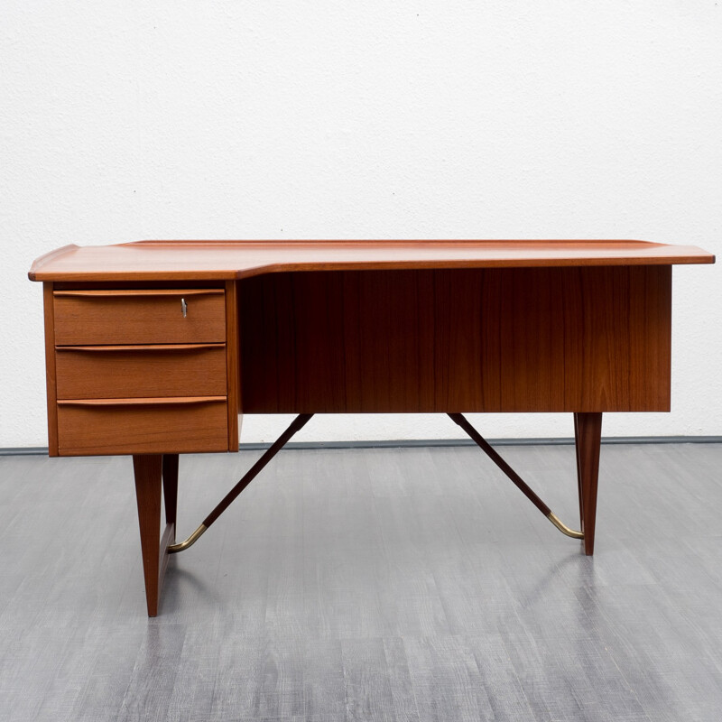 Boomerang desk, Peter Løvig Nielsen - 1950s 