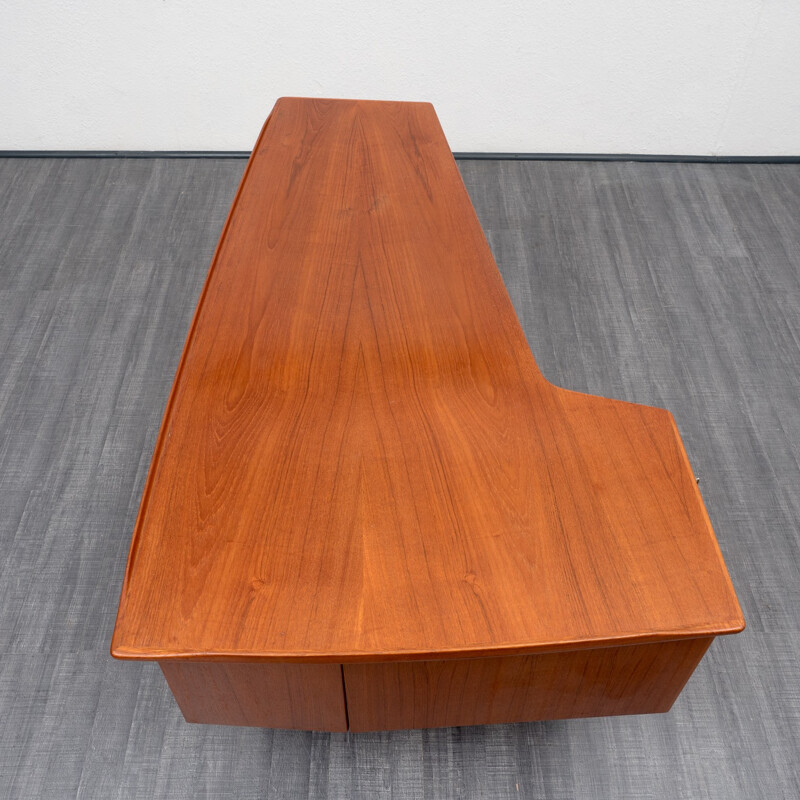 Boomerang desk, Peter Løvig Nielsen - 1950s 