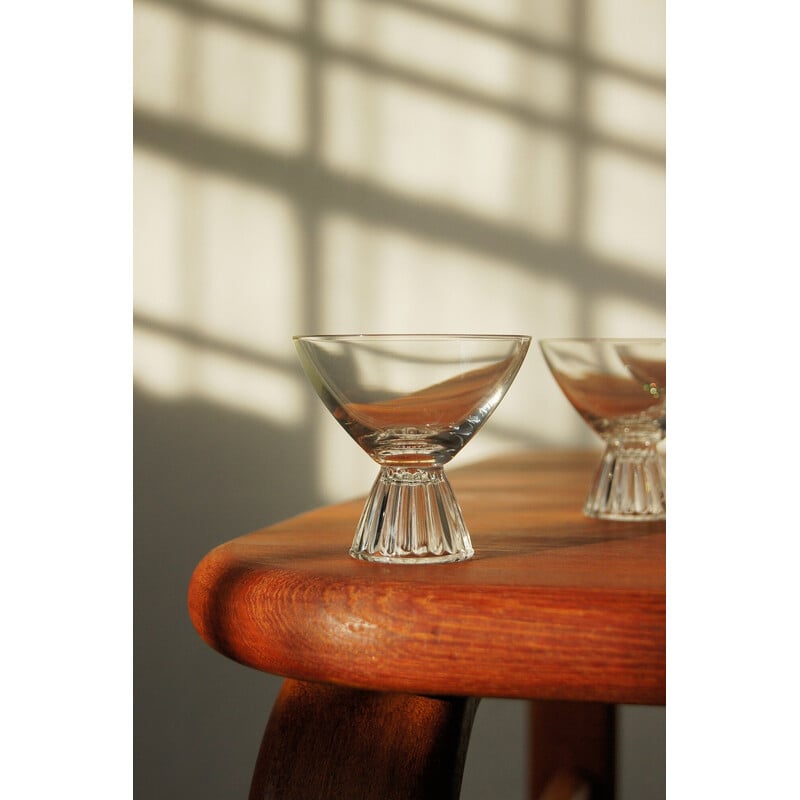 Set of 8 vintage crystal cocktail glasses